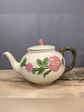 vintage Franciscan Desert Rose teapot 1 1/2 pint